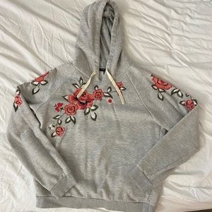🍎Top shop embroidered floral sweatshirt